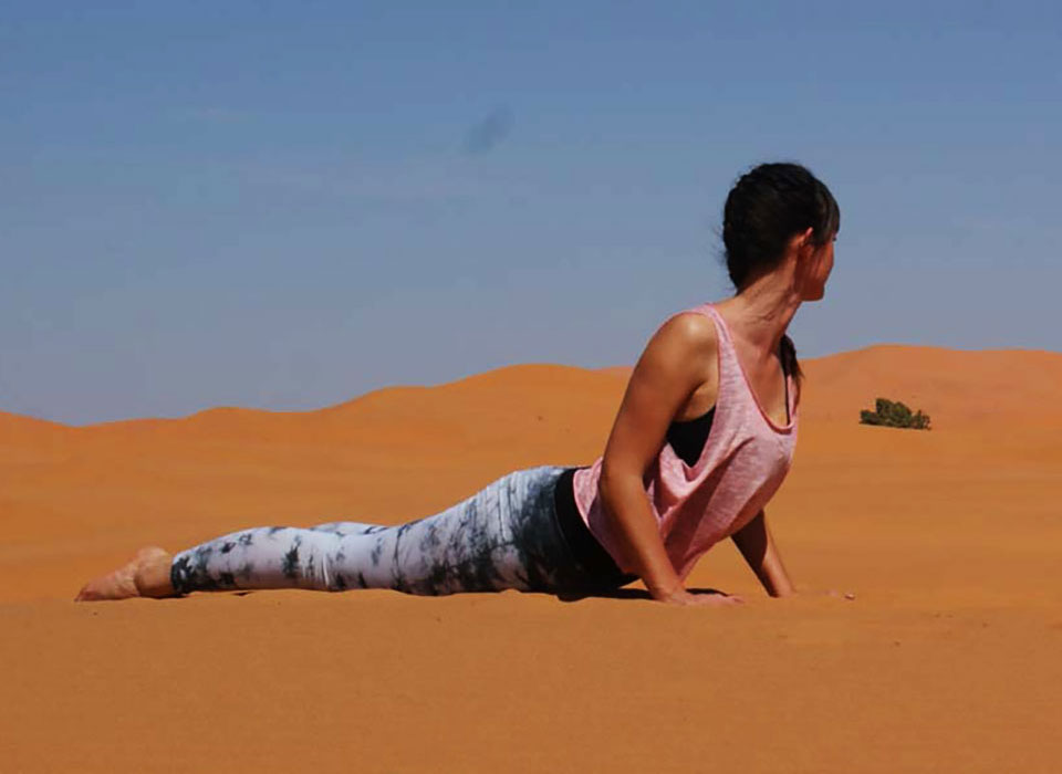 Cobra-pose-Yoga-Sahara-Desert_Source-NOSADE